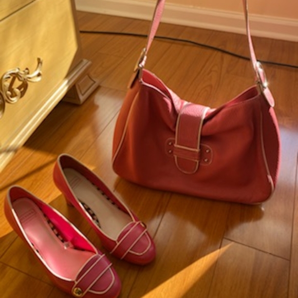 Bundle - Picture 2 of 2